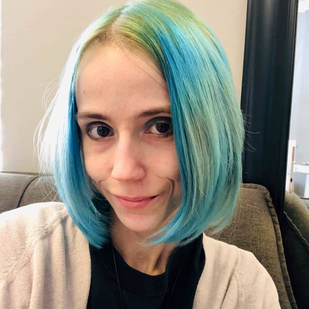 Meet your Posher, Lora e